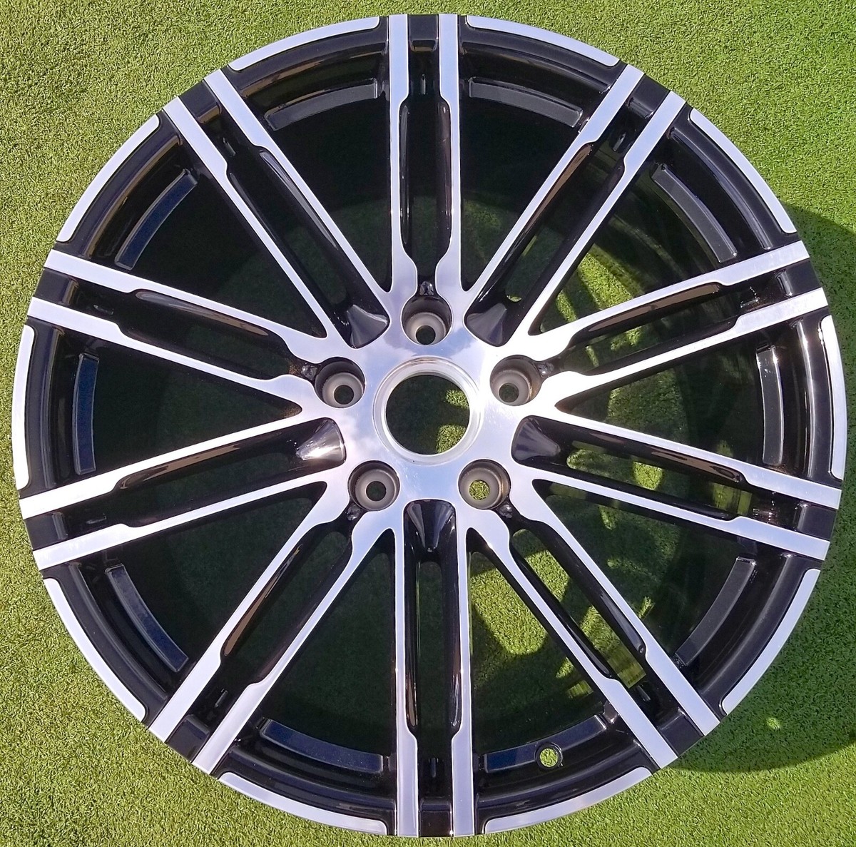 パール様 NEW Factory Porsche Boxster Cayman Wheel 20 inch Rear OEM
