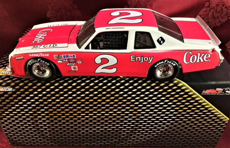 DALE EARNHARDT #2 Coka Cola 1980 RCCA 1/24 Elite Car & 1/64 HO Car Diecast SET - Image 4 of 4