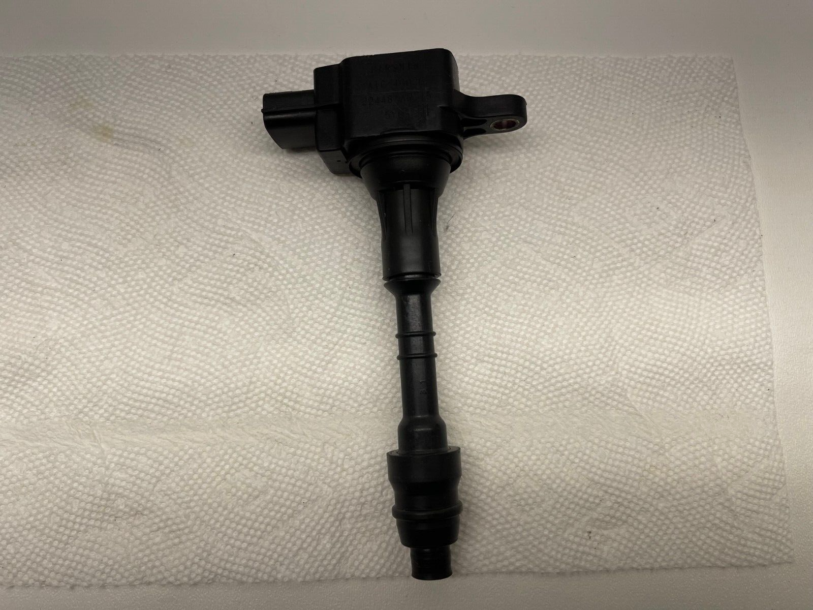 Genuine Infiniti Ignition Coil FX45 M45 Q45 22448-AR215  