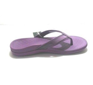 purple vionic sandals