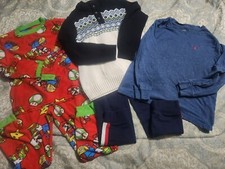 BOY'S 5-7 Lot of 4 Pieces Sweater, T-shirt, Pijamas, Pants