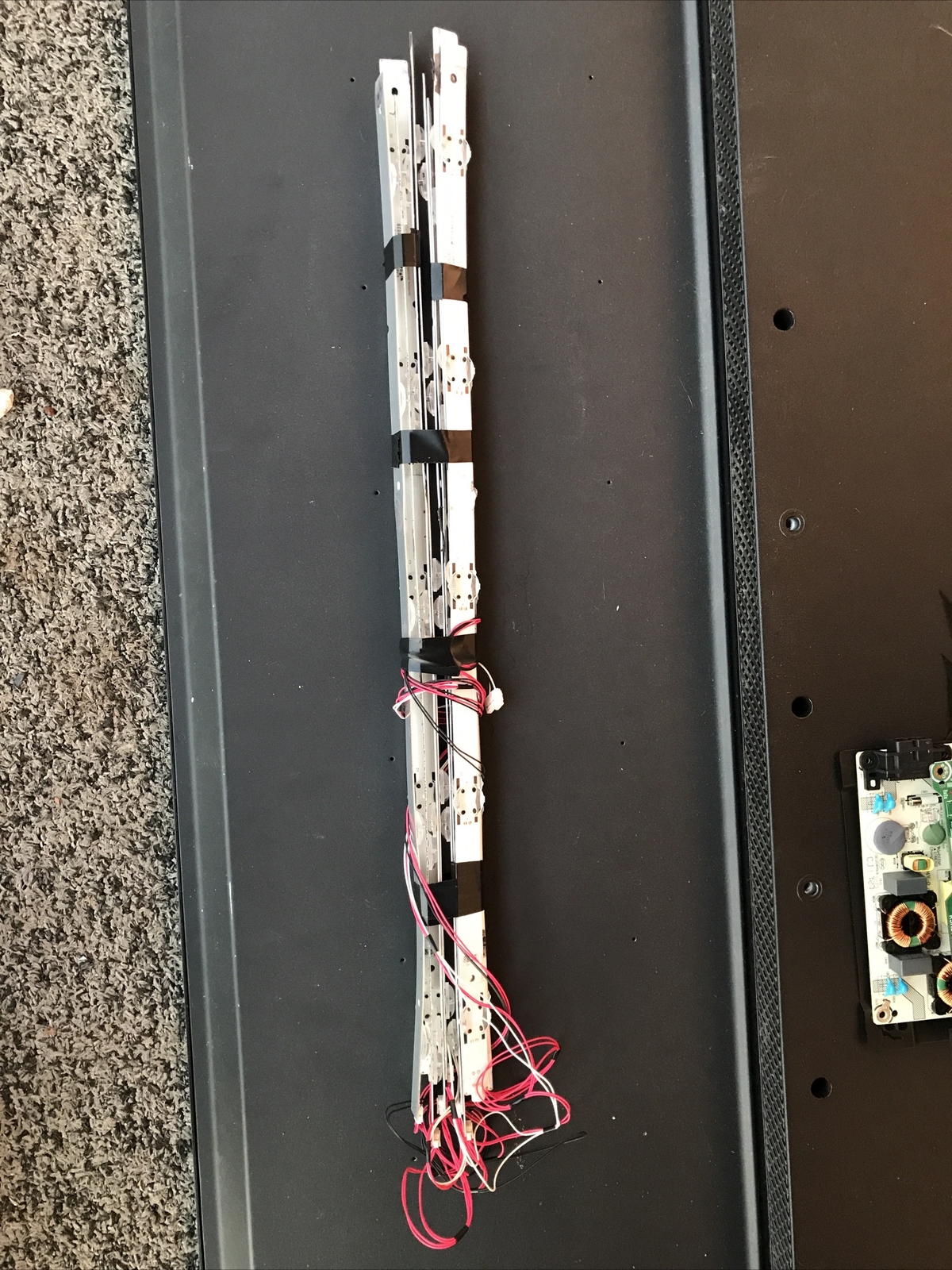 Smart Tv Sharp LC-55p6000U LCD Led Strips-image