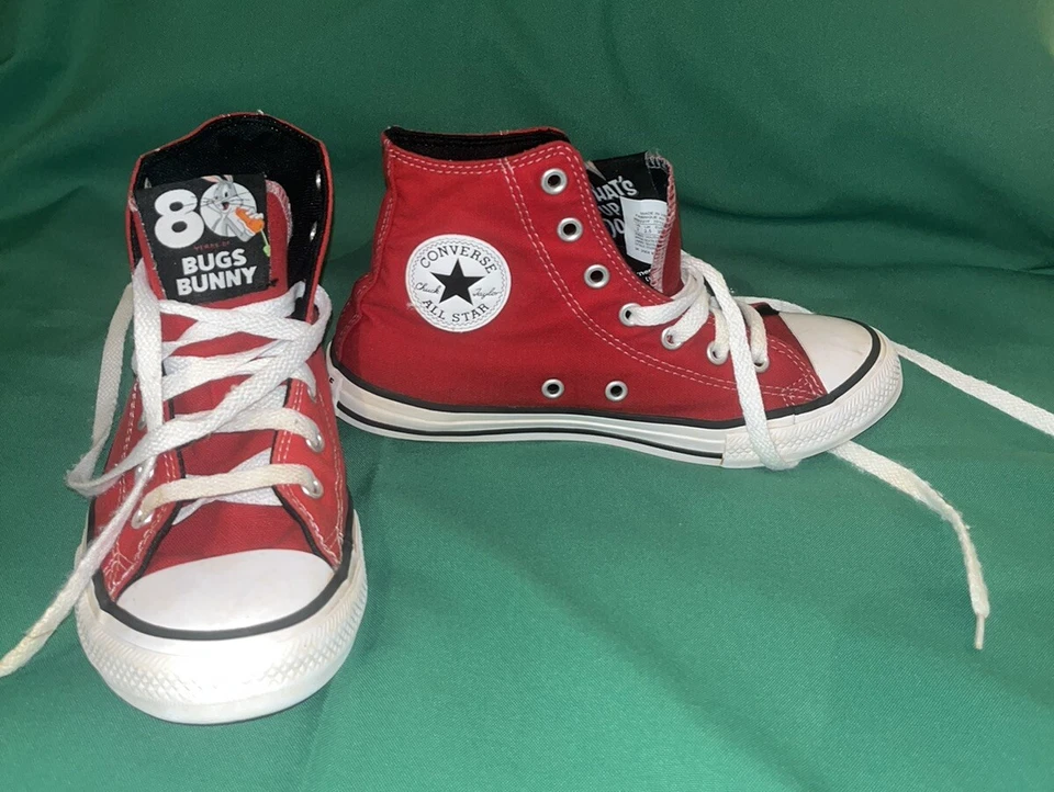Top alto CONVERSE All Star Chuck Taylor Red Bugs Bunny 80 aniversario talla 3 Foto 3 de 4