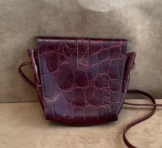 Ann Taylor Brown Woven Leather Crossbody Bag Alligator pattern - Image 4 of 4