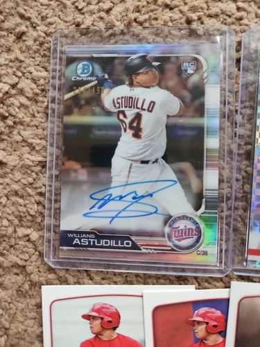 Willians Astudillo Lot Auto Bowman Chrome Sapphire Sterling Refractor Blue - Picture 2 of 7