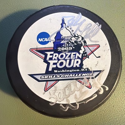 NCAA 2009 WOMEN S FROZEN FOUR HOCKEY  ICE PUCK  Skills Challenge Signed Auto