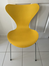 Genuine Classic Fritz Hansen Arne Jacobsen Series 7 Yellow Chair 2001 Iconic