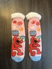 Sesame Street Elmo Sherpa Slipper Socks Pink Non Slip Cozy Women s One Size