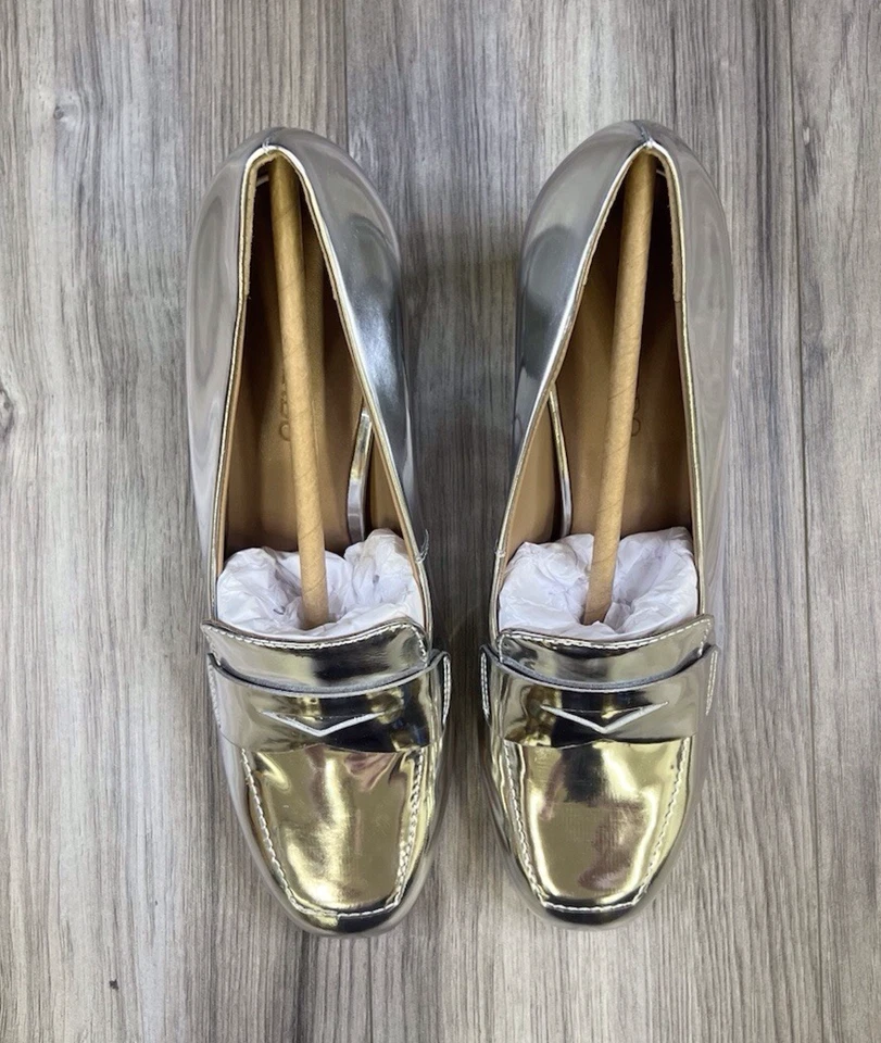 Sandalias Bernardo Nessa plateadas espejadas metálicas para mujer talla 7,5 - NUEVAS Foto 3 de 4