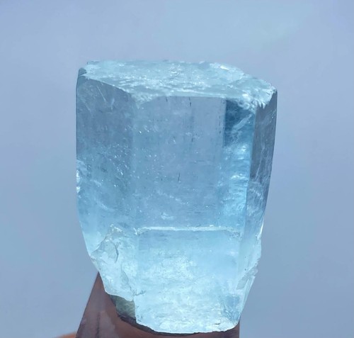 133 Carats Natural Top Class Aquamarine Crystal From Skardu Pakistan - Picture 2 of 5