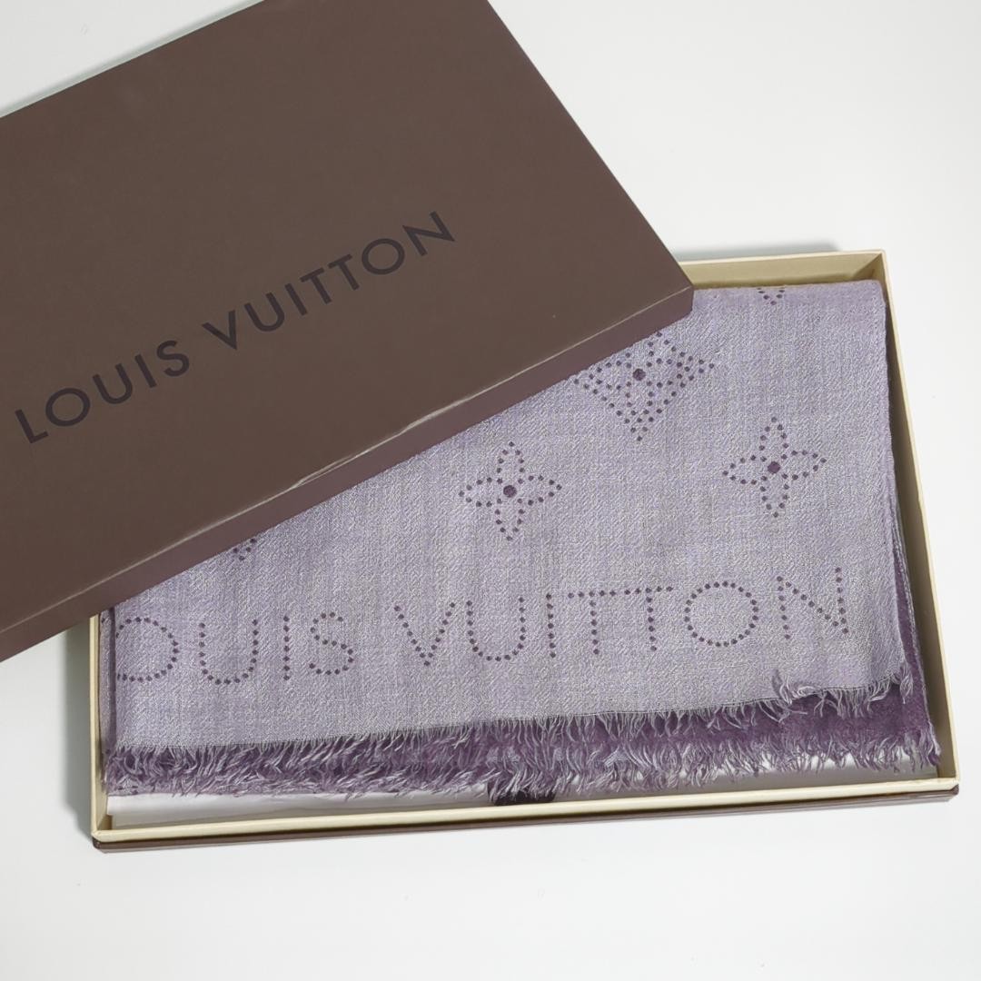 Louis Vuitton Etor Mahina Cashmere Silk Monogram Stole Pre-Owned