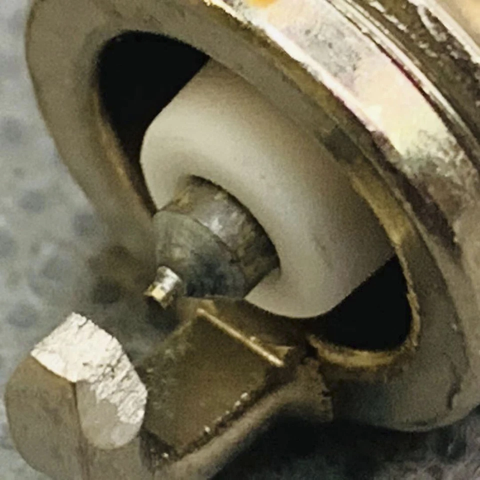 Juego 6 bujías de iridio Bosch OE 9606 para Cadillac Ford Jaguar Mazda Mercury Foto 3 de 4