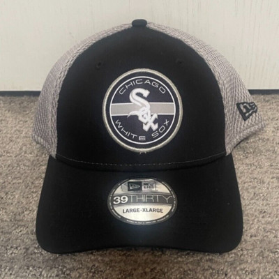 Chicago White Sox Hat New Era 39Thirty Flex Fit Mesh Fitted Black Gray Size M/L