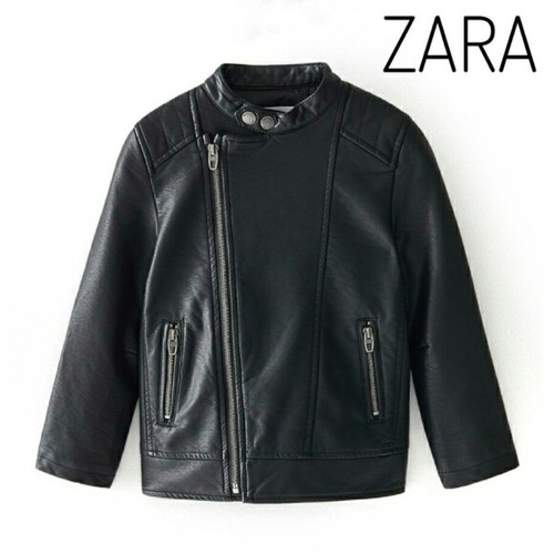NUEVA CON ZARA Niños Niños Cuero Sintético Moto Chaqueta Acolchada Negra 7 Años 122cm 5854/603 |