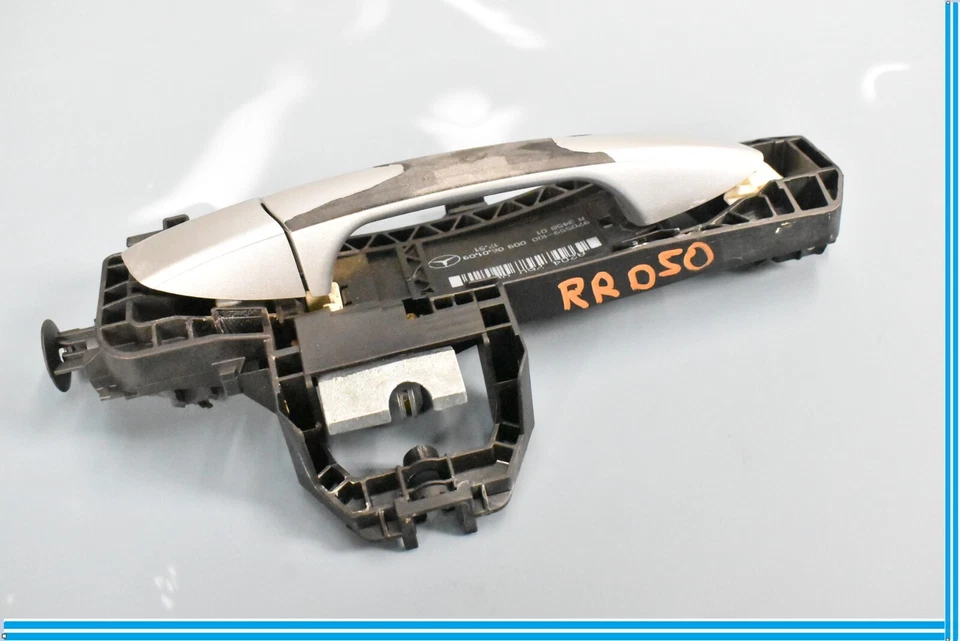 08-11 Mercedes W204 C300 C250 Rear Right Side Exterior Door Handle Silver OEM - Image 2 of 4