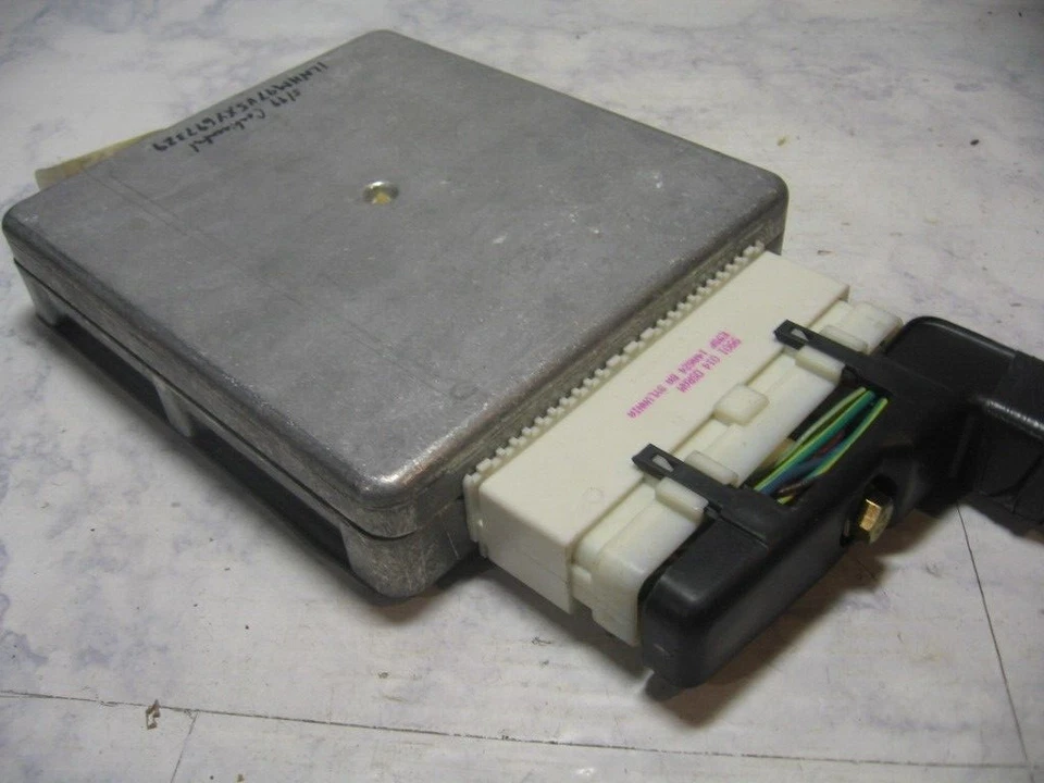 MÓDULO DE CONTROL DE SUSPENSIÓN LINCOLN CONTINENTAL 1998 1999 2000 2001 F80F-3B494-AD Foto 3 de 4