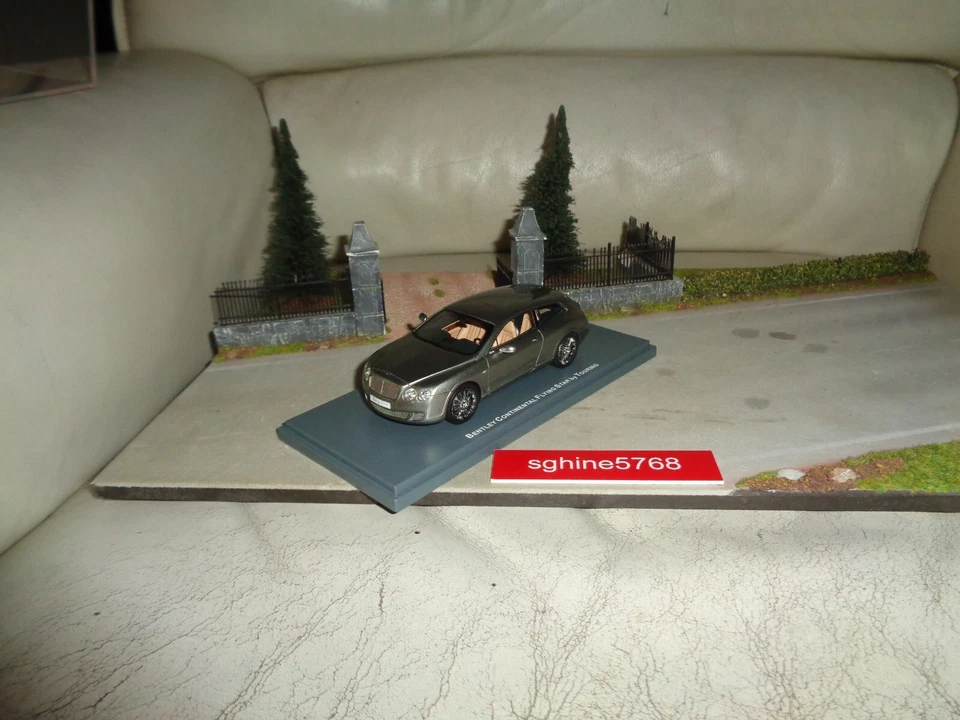 Neo 1/43 - Bentley Continental Flying Star by Touring 2010 ( résine ) - ER - Photo 3/4