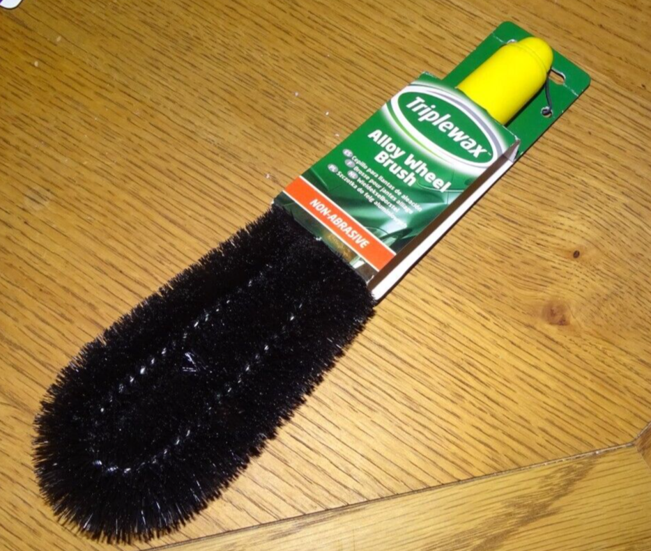 CTA012 Triplewax Alloy Wheel Brush - Car Care Cleaning Valeting - Image 2