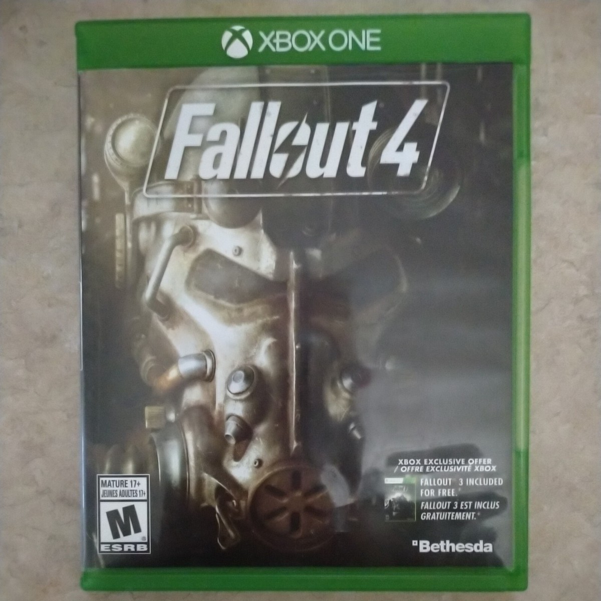 Fallout 4 (Microsoft Xbox One) 2015 Complete W/ Vault-Tec Perk Map