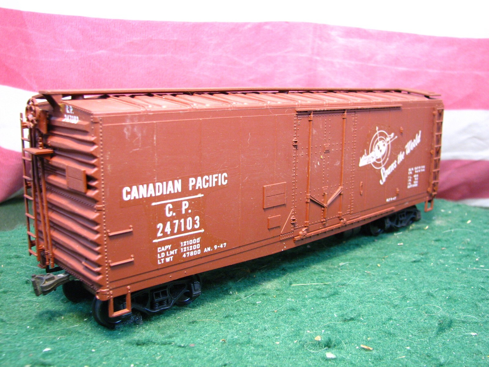 Atlas O Scale Canadian Pacific 40' 2rail Box Car 247103 W Kadee