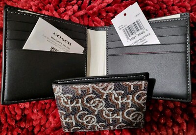 COACH in Monogram Wallet Signature Canvas CF134 Amazon Green