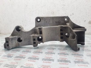 Volkswagen Sharan 2004 Halterung Lichtmaschine 045903143C Diesel 85kW RKD24374