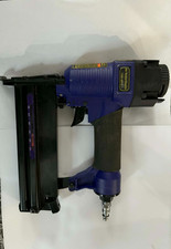 zentraler pneunamatischer Druckluftnagler/Tacker