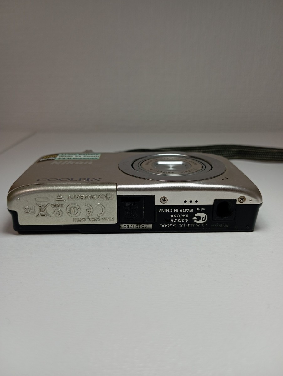 Nikon Coolpix S2600 gold camera 14 MP | eBay