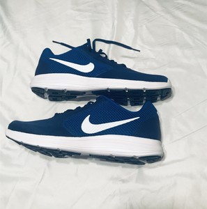 royal blue nike running shoes