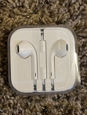 New Original Apple iPhone EarPods 3.5mm Headset Earphones Headphones