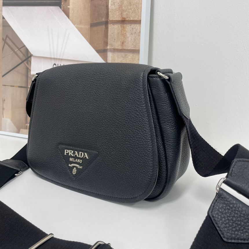 Prada Vitello Pocket Shoulder Bag 1BD293 60466162 | eBay Prada Vitello Pocket Shoulder Bag 1BD293 60466162 | eBay