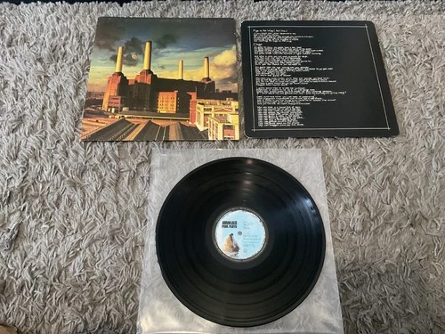 Pink Floyd “Animals” Original U.K. Gatefold 1977 vinyl Lp + Inner A2/B2