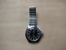Antico orologio Vostok Komandirskie a carica manuale usato dal Giappone
