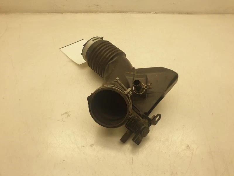 2016 TOYOTA RAV4 2.5L 4CYL AIR CLEANER RESONATOR TUBE - Image 4 of 4