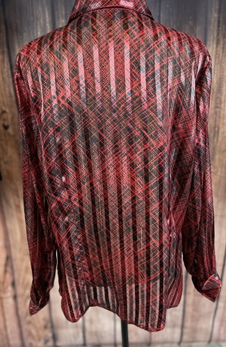 BLUSA KAREN SCOTT ROJA Y NEGRA TRANSPARENTE LIGERA MANGA LARGA ABOTONADA TALLA L - Imagen 3 de 6