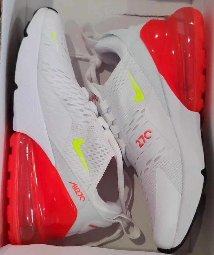 Nike air max flyknit white hyper punch hotsell
