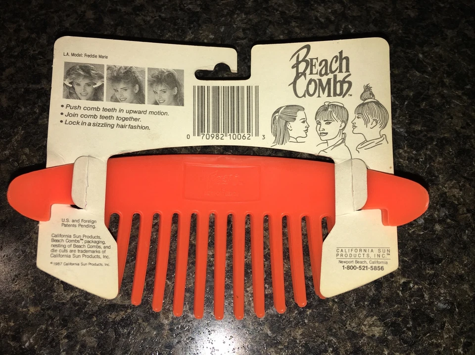 Vintage 1980’s Tzers Beach Combs Beach Orange Hair Combs New - Image 4 of 4