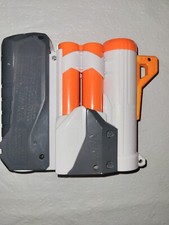 Nerf Modulus Tri-Strike Barrel Attachment - Pump-Action - Shoots 4 MEGA Darts