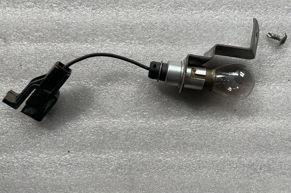 86-88 Chevy Monte Carlo LS SS accesorio de luz de maletero de tapa de cubierta Foto 2 de 3