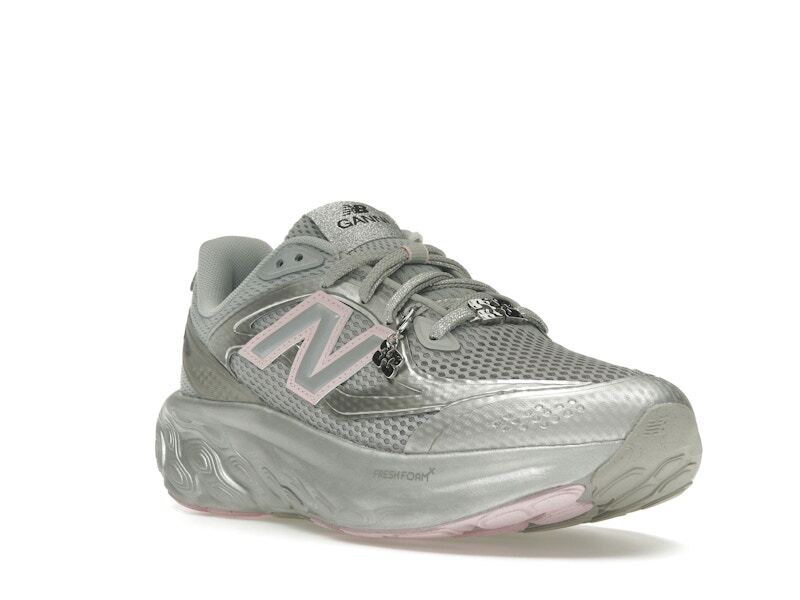 GANNI × New Balance シューズ(女性用) New Balance GANNI x Fresh Foam Trainer Silver Metallic Pink