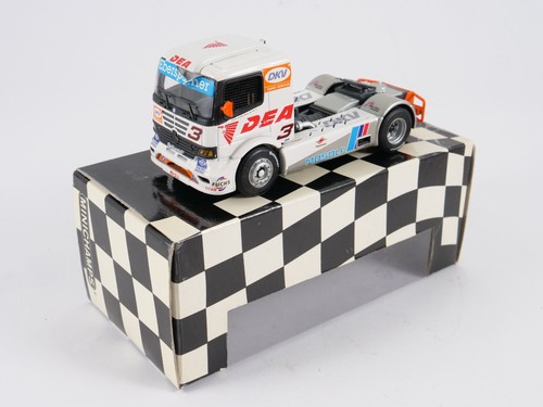 Minichamps 1/43 Mercedes-Benz Race Truck BP Atkins Racing Team 439 000308 - Picture 9 of 12