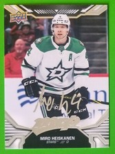 2022-23 Upper Deck MVP Base Silver Script #23 Miro Heiskanen - Dallas Stars
