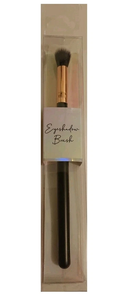 Eyeshadow Brush, Makeup Accessories, Cosmetics, Beauty Enhancement Equipment  - Image 3 of 3