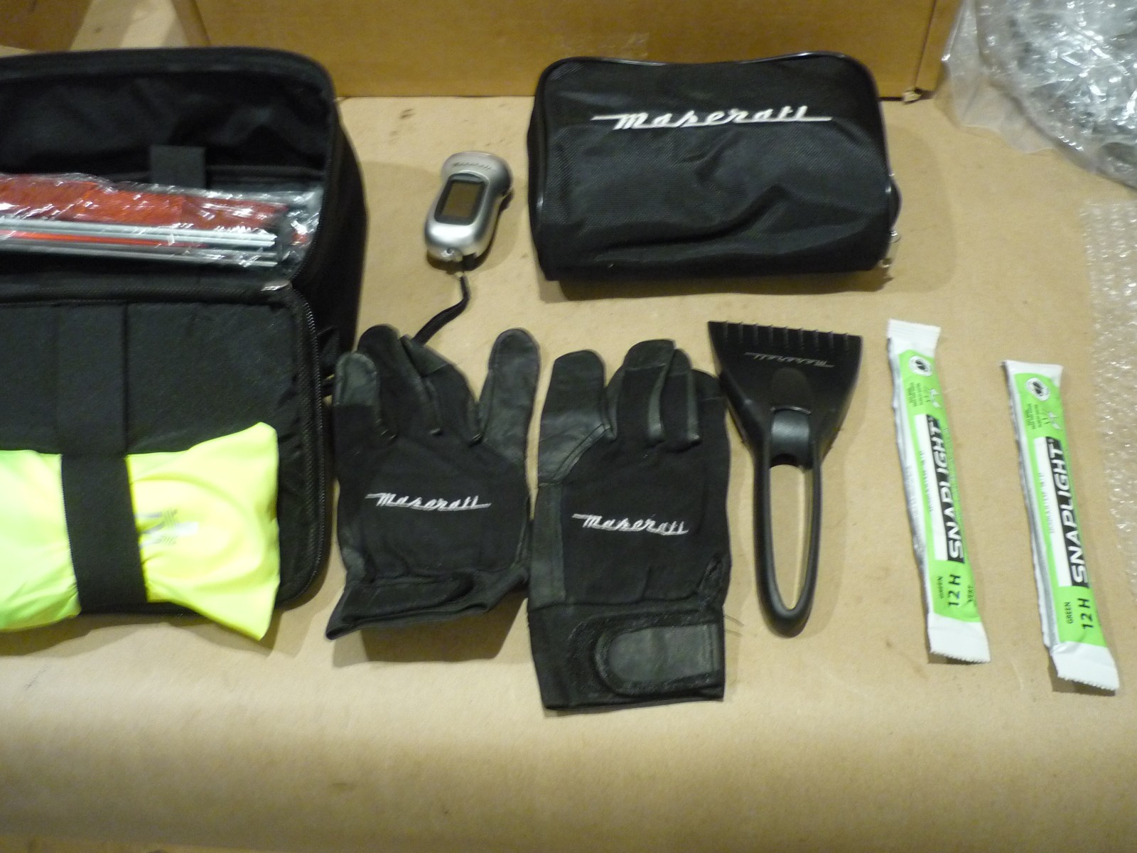 Maserati M145 Complete Emergency Kit (NEW) - P/N 940000891