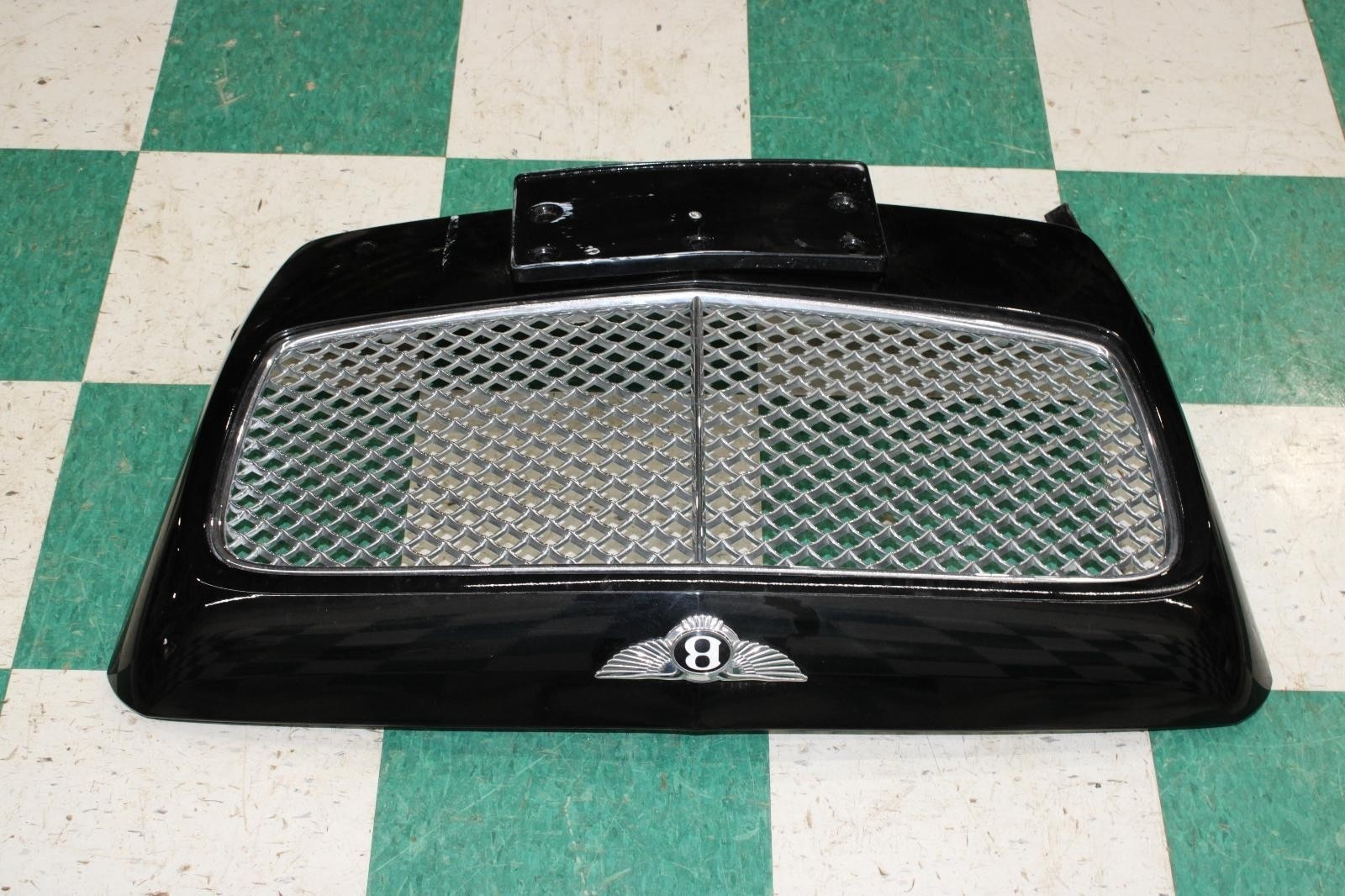 14-18 Flying Spur *SCUFFS* Black Front Upper Grill Grille Panel OEM Factory WTY