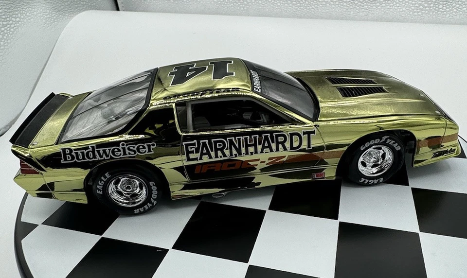 Camaro IROC Xtreme Color Cromo 1/2508 Action Dale Earnhardt #14 True Value 1988 Foto 2 de 4