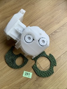 Miele Staubsaugerteil = CX1 Blizzard = Motorgehäusedeckel HEPA-Filter