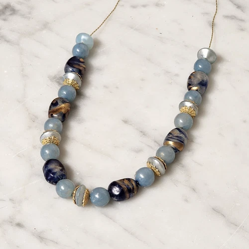 VETEMENTS Collana Vintage Acrilico Pietra Finta Perline Scivolo Catena Delicata Blu Leggero