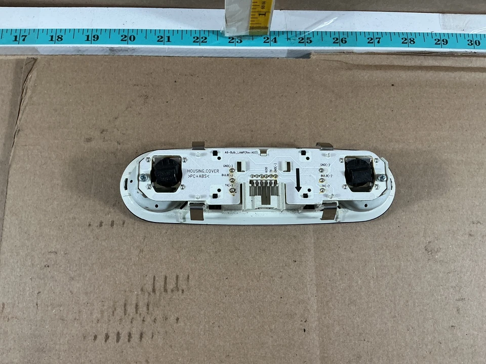 Luz de lectura domo interior trasero Audi A6 A7 Quattro 2012-2018 4G0947111 OEM Foto 4 de 4
