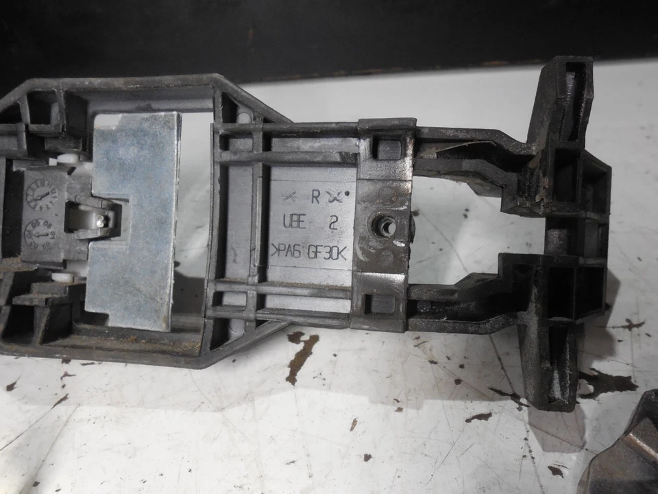 Front Right Door Exterior Door Handle Gold 01-07 Mercedes Benz W203 C230 C240 - Image 4 of 4